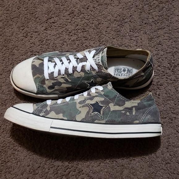 converse one star camo
